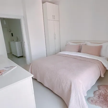 Kristin's